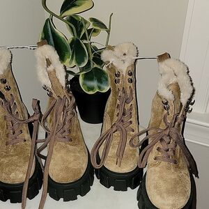 NWOT Women's Suede Lace-Up Boots - Tan